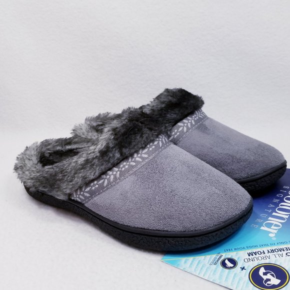 isotoner signature memory foam slippers